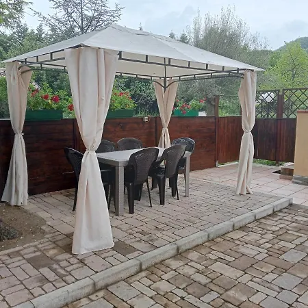 Abruzzo - Tra Mare E Monti * Teramo