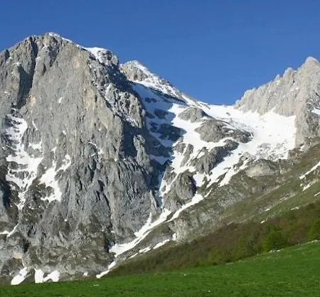 Abruzzo - Tra Mare E Monti