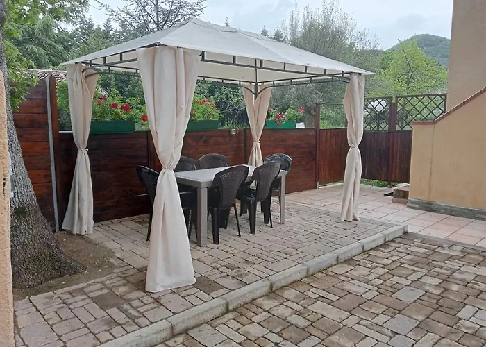 Abruzzo - Tra Mare E Monti * Teramo