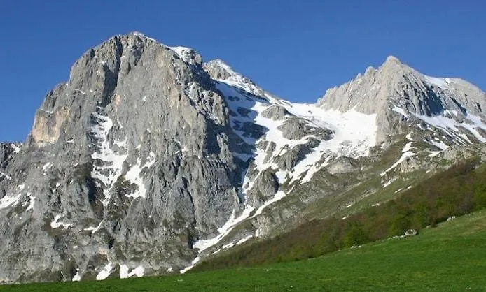 Abruzzo - Tra Mare E Monti